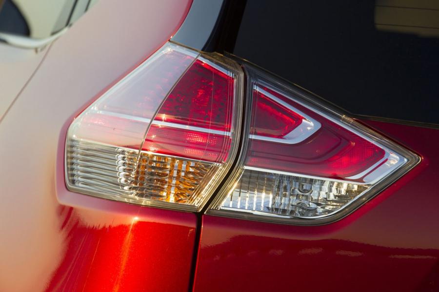  Nissan Rogue 2014 года  (фото 72 из 108)